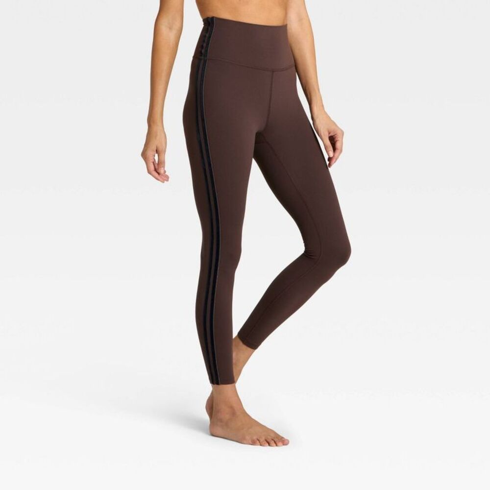 Women's Everyday Soft High-Rise Piped 7/8 Leggings - All In Motion Brown XXL